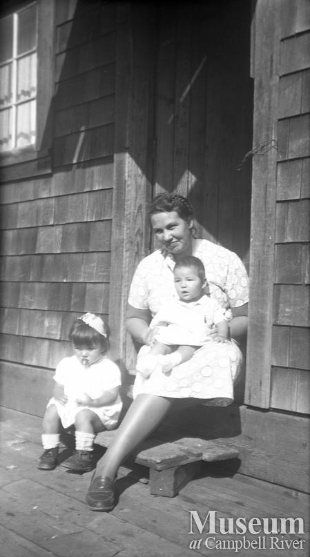 May Henderson with her children